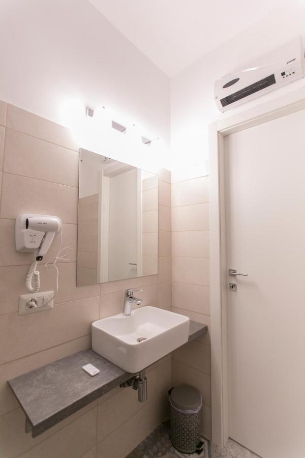 Anticaglia/24 Bed & Breakfast Napoli Exterior foto