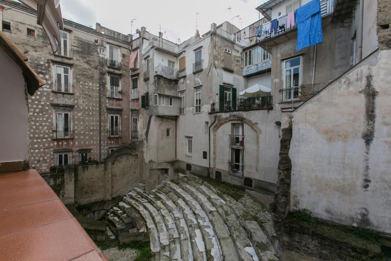 Anticaglia/24 Bed & Breakfast Napoli Exterior foto
