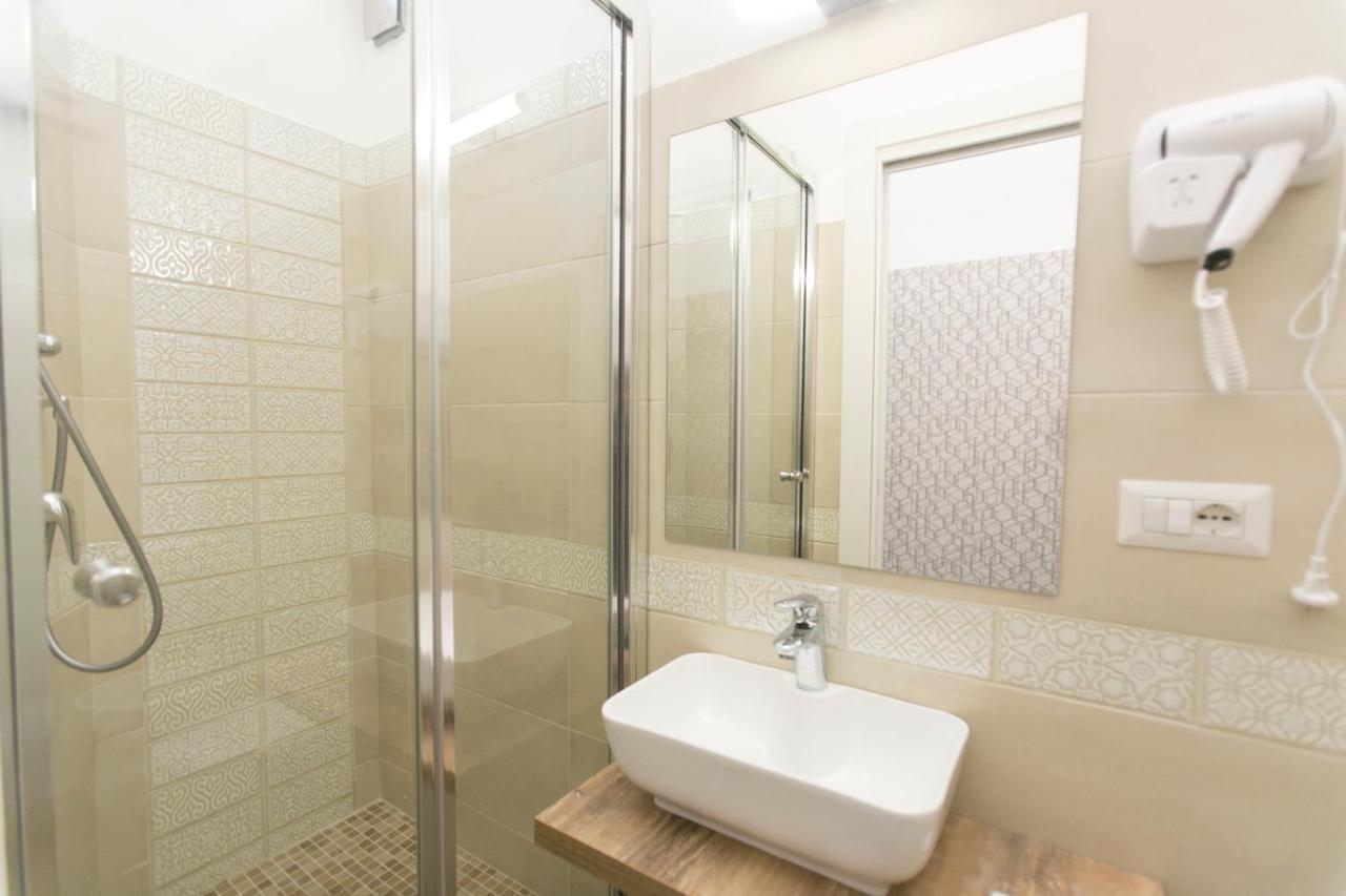 Anticaglia/24 Bed & Breakfast Napoli Exterior foto
