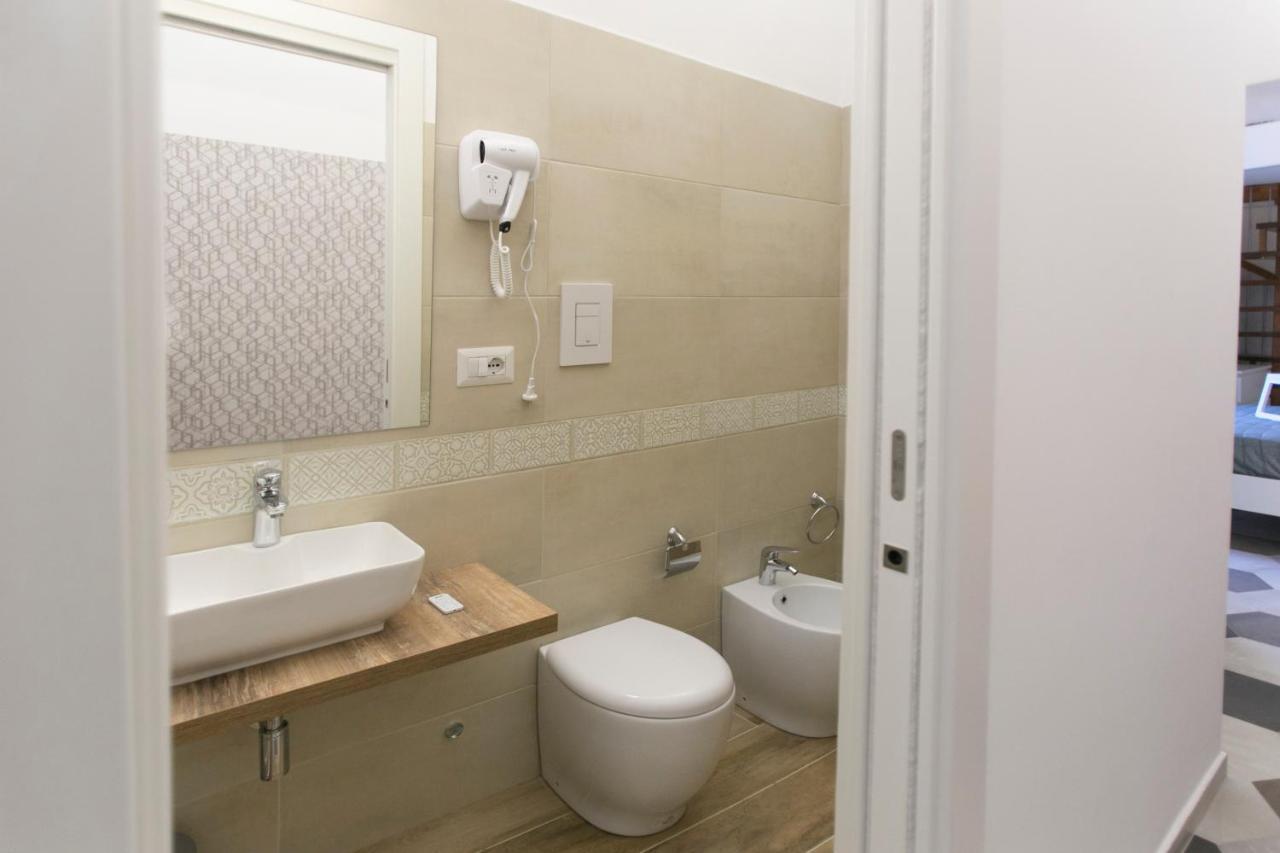 Anticaglia/24 Bed & Breakfast Napoli Exterior foto