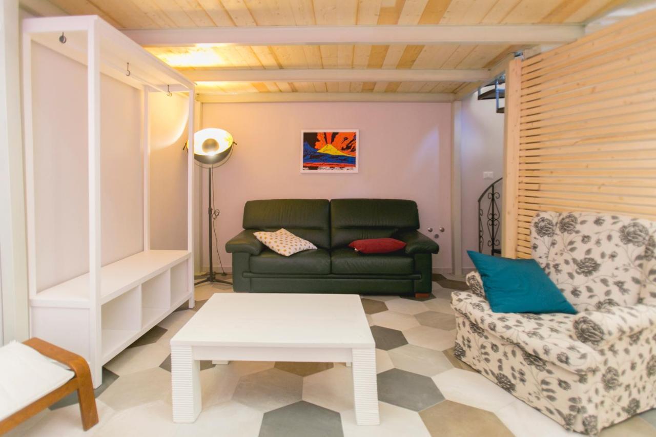 Anticaglia/24 Bed & Breakfast Napoli Exterior foto